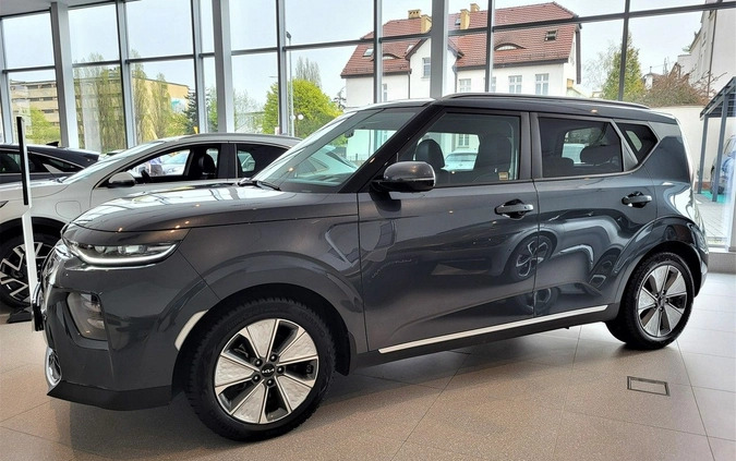 Kia Soul cena 156900 przebieg: 8000, rok produkcji 2023 z Lesko małe 277
